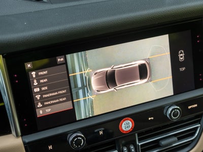2022 Porsche Macan Base