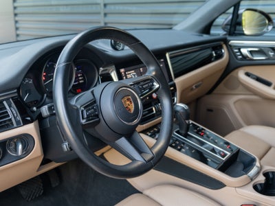 2022 Porsche Macan Base