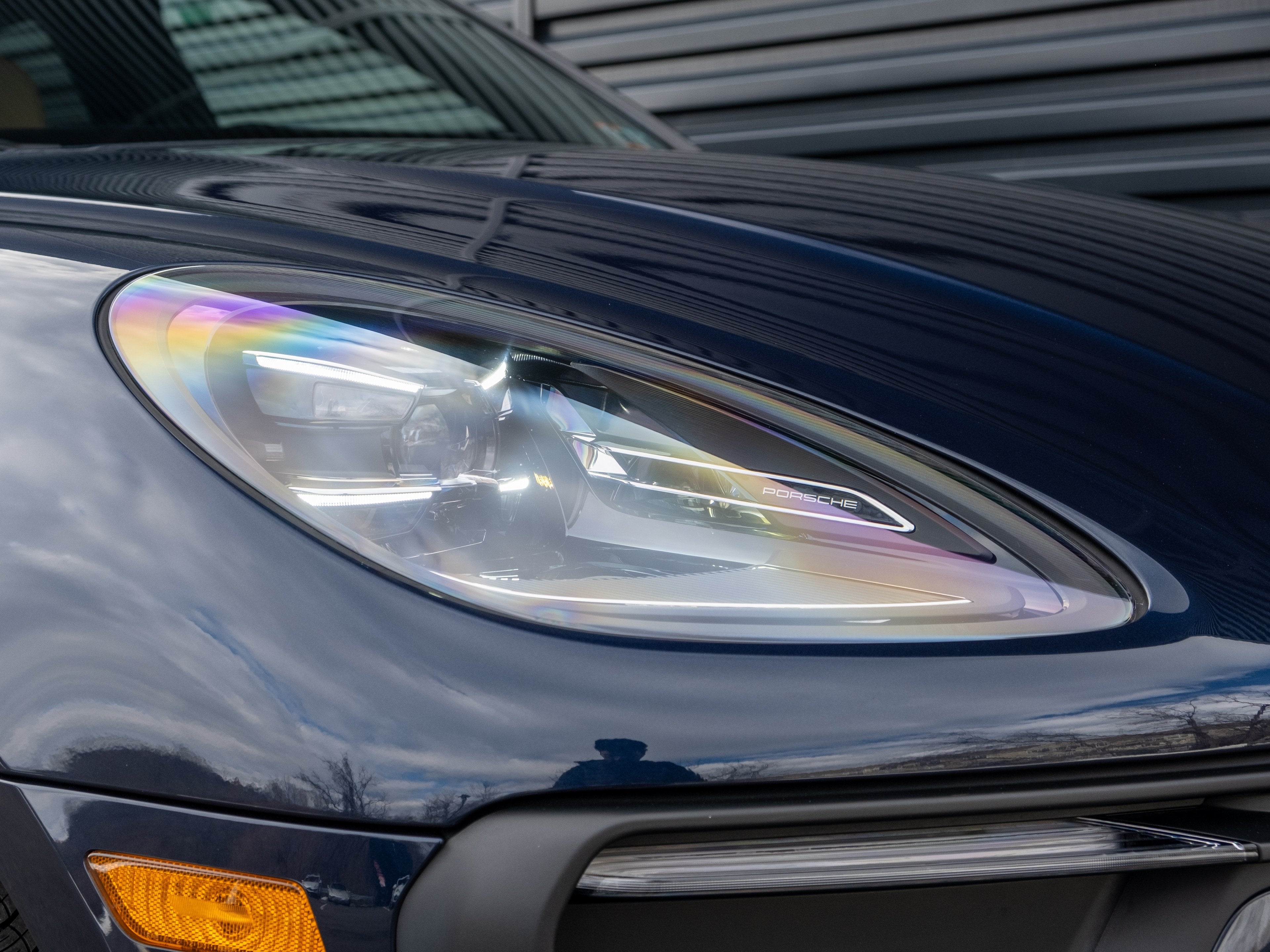 2023 Porsche Macan Base