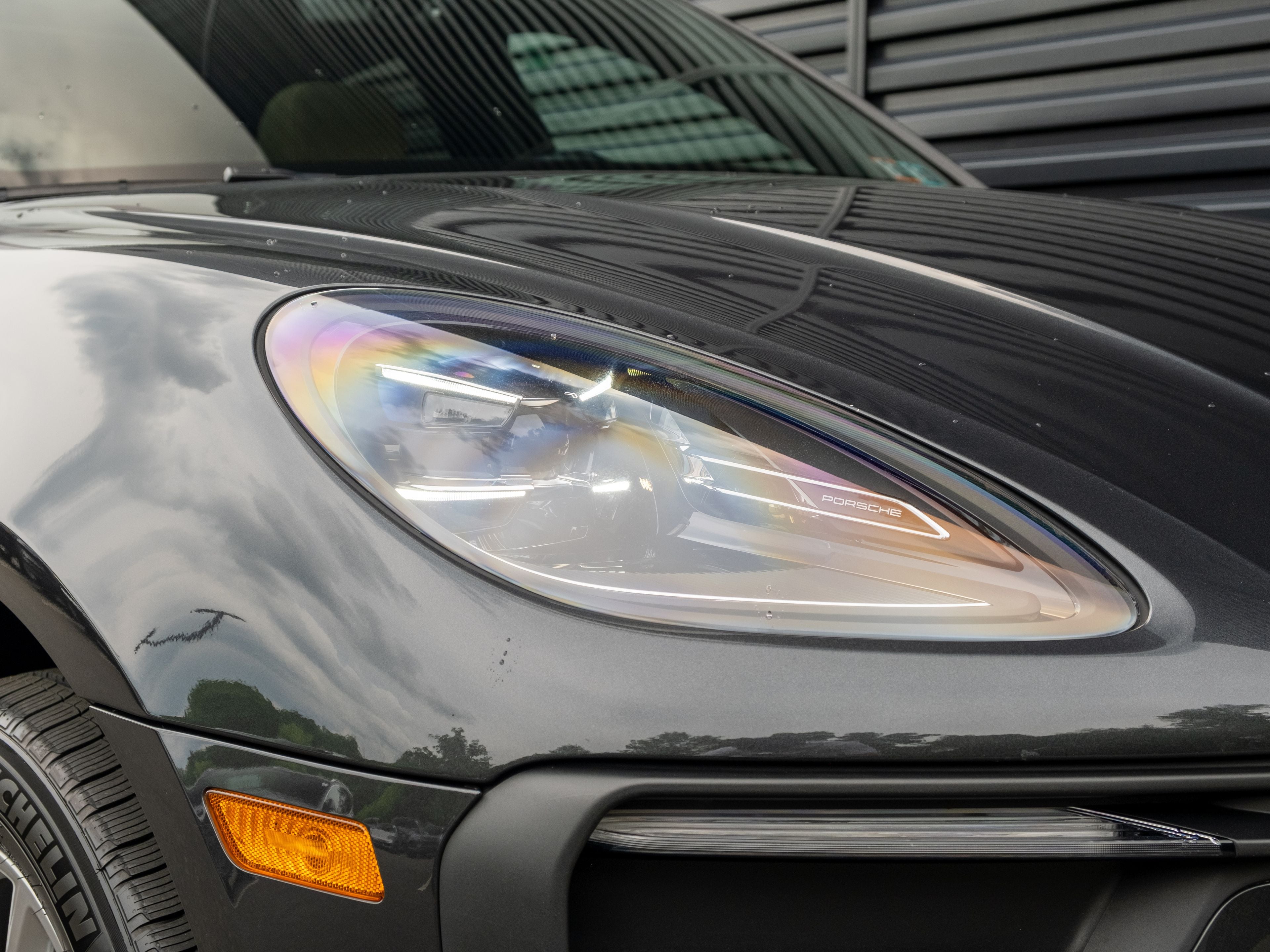 2023 Porsche Macan Base
