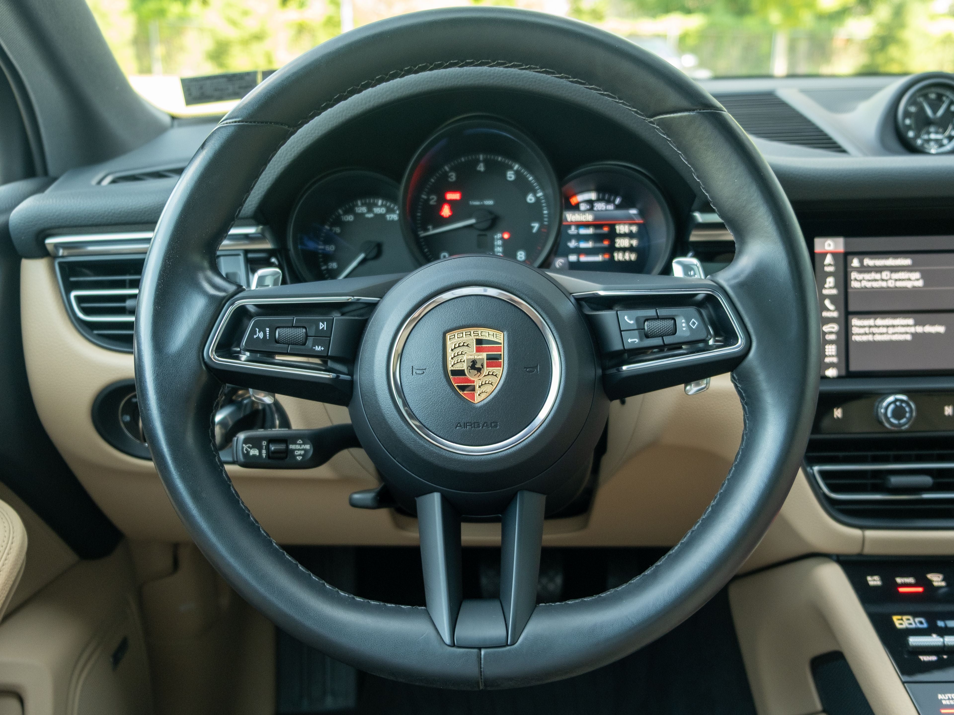 2024 Porsche Macan Base
