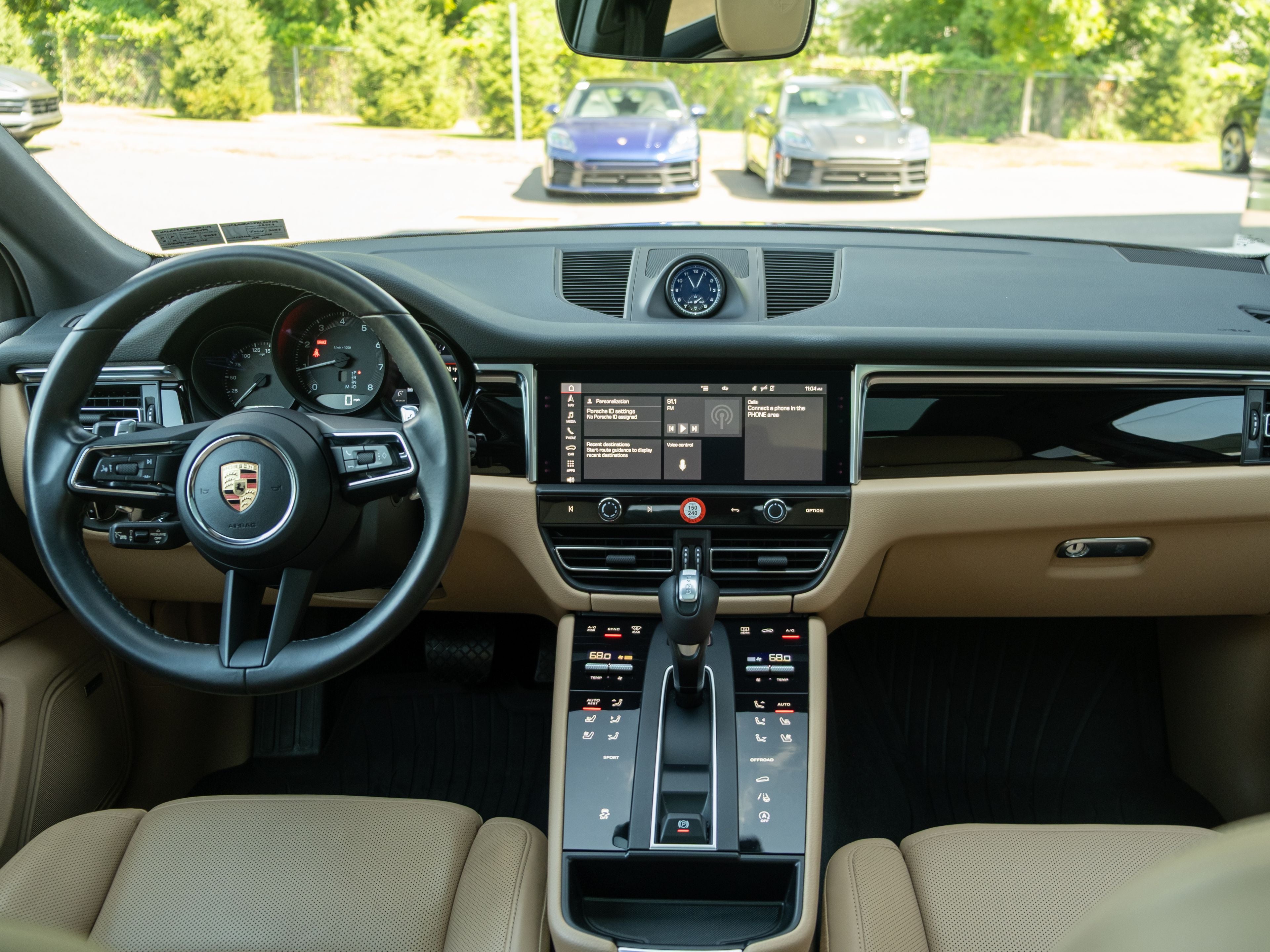 2024 Porsche Macan Base