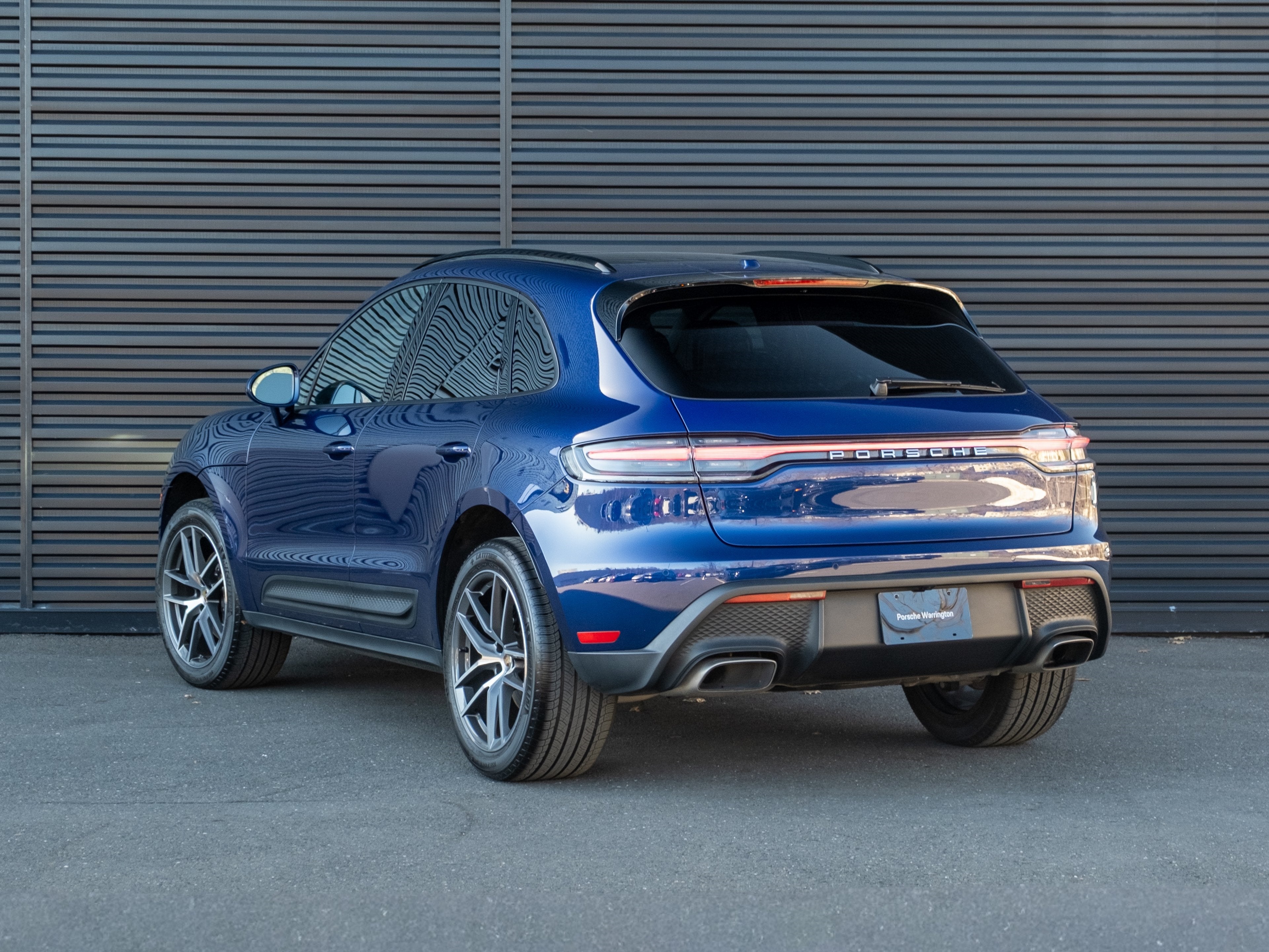 2024 Porsche Macan Base