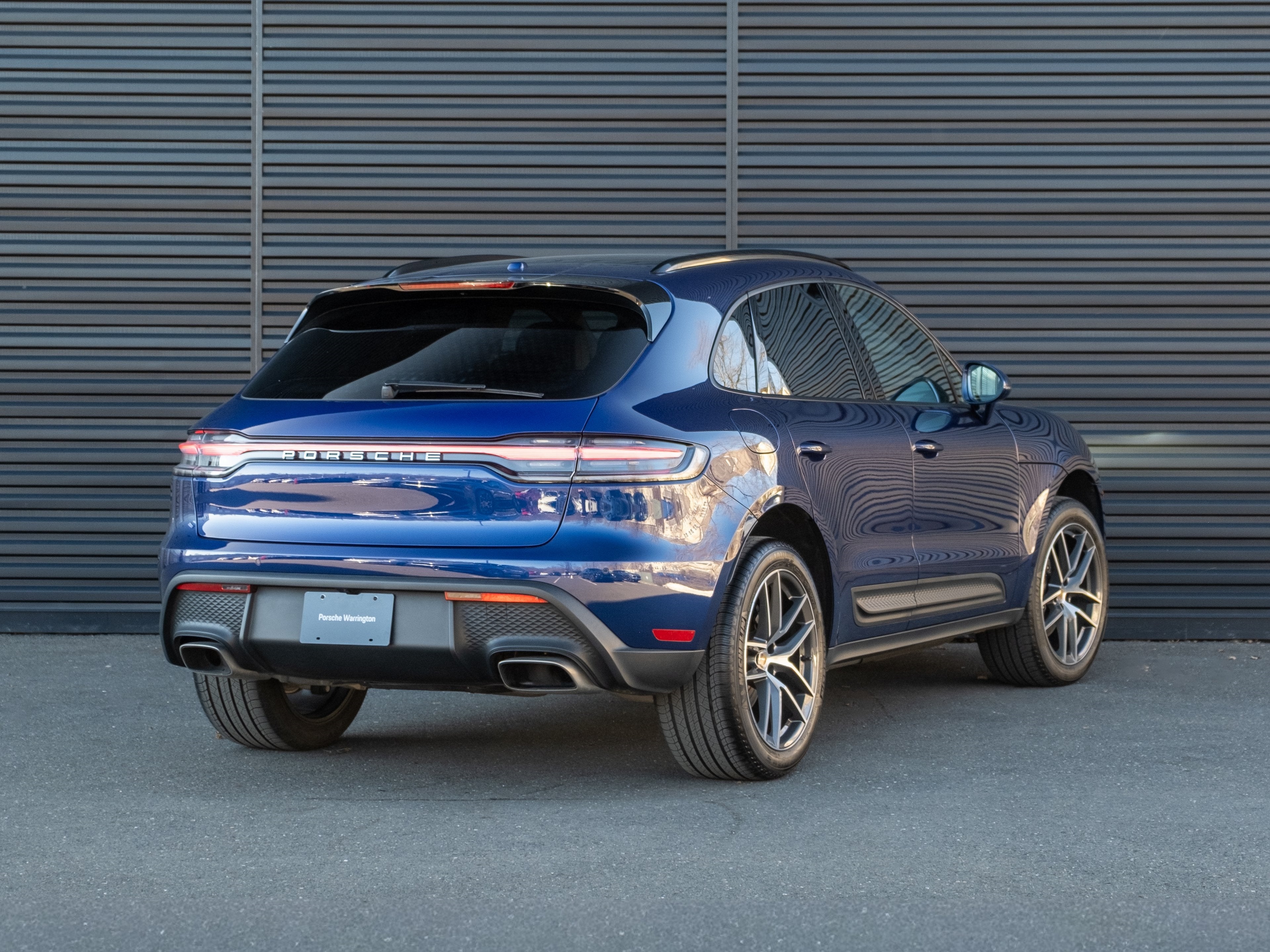 2024 Porsche Macan Base