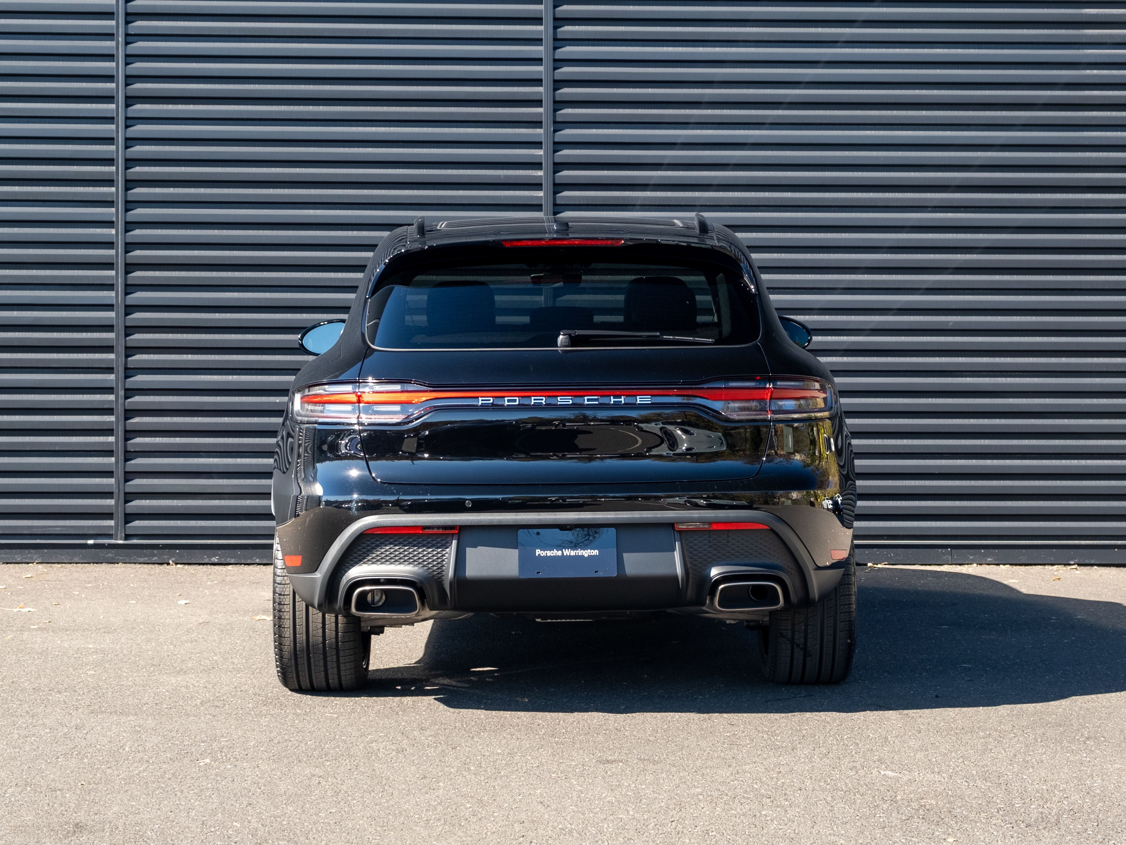 2026 Porsche Macan Base