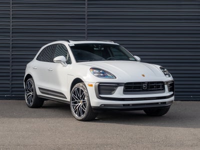 2026 Porsche Macan Base