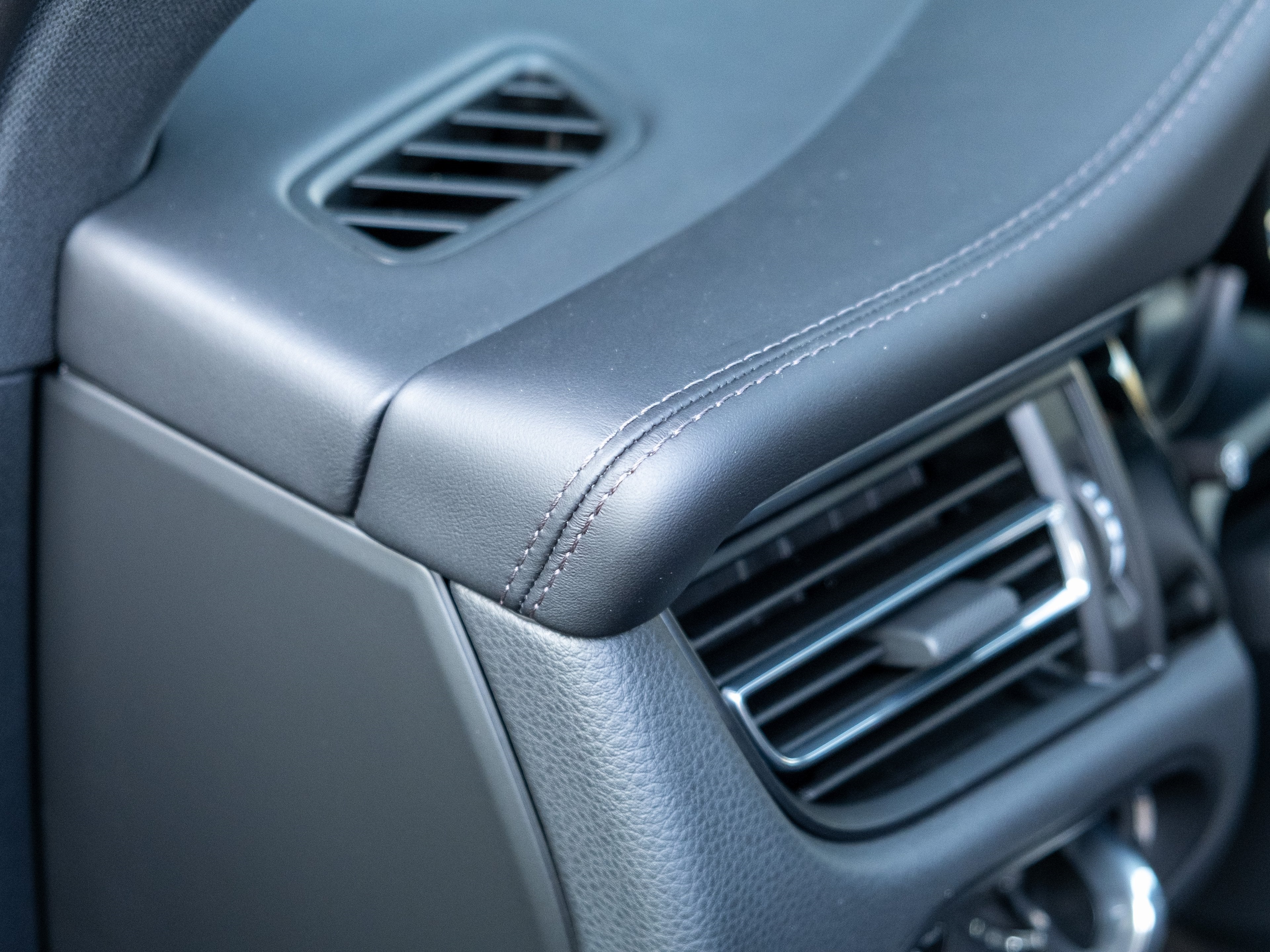 2026 Porsche Macan T