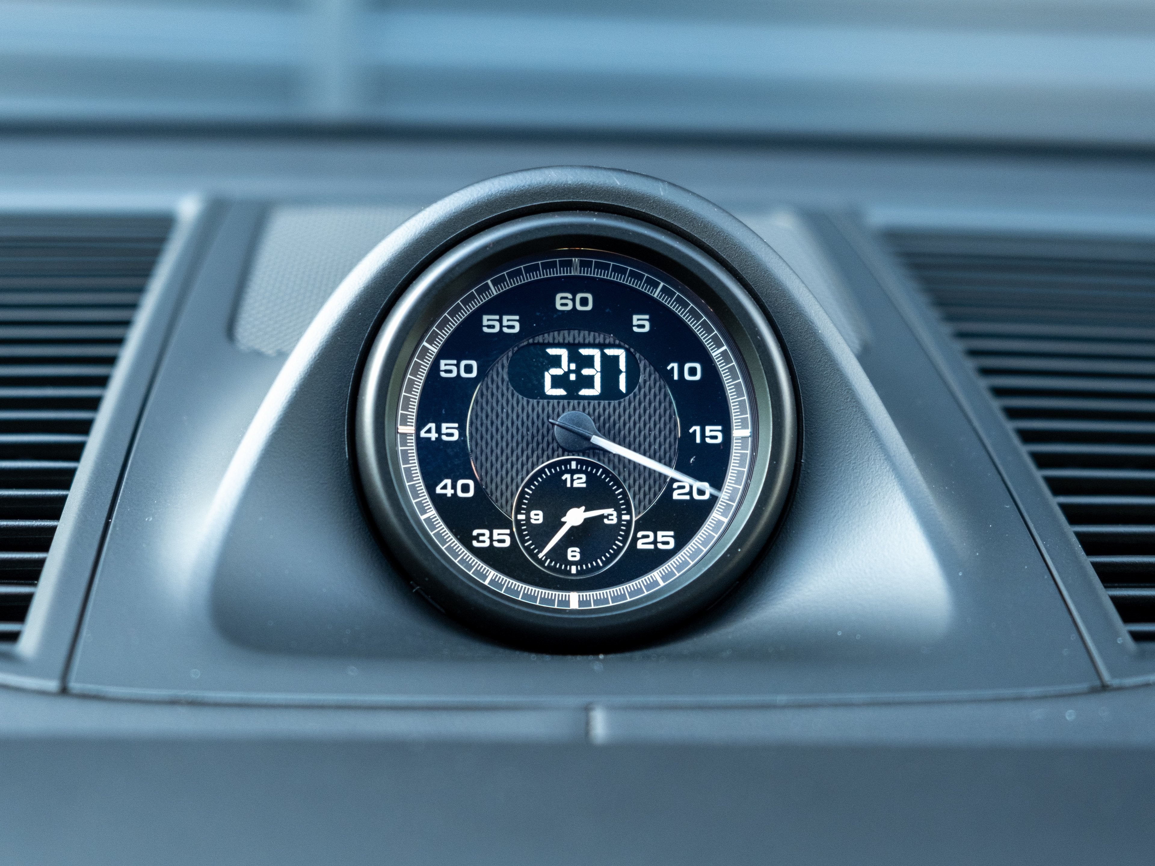 2026 Porsche Macan T