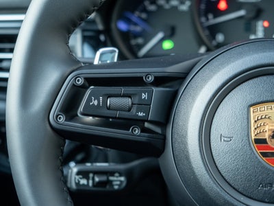 2026 Porsche Macan T