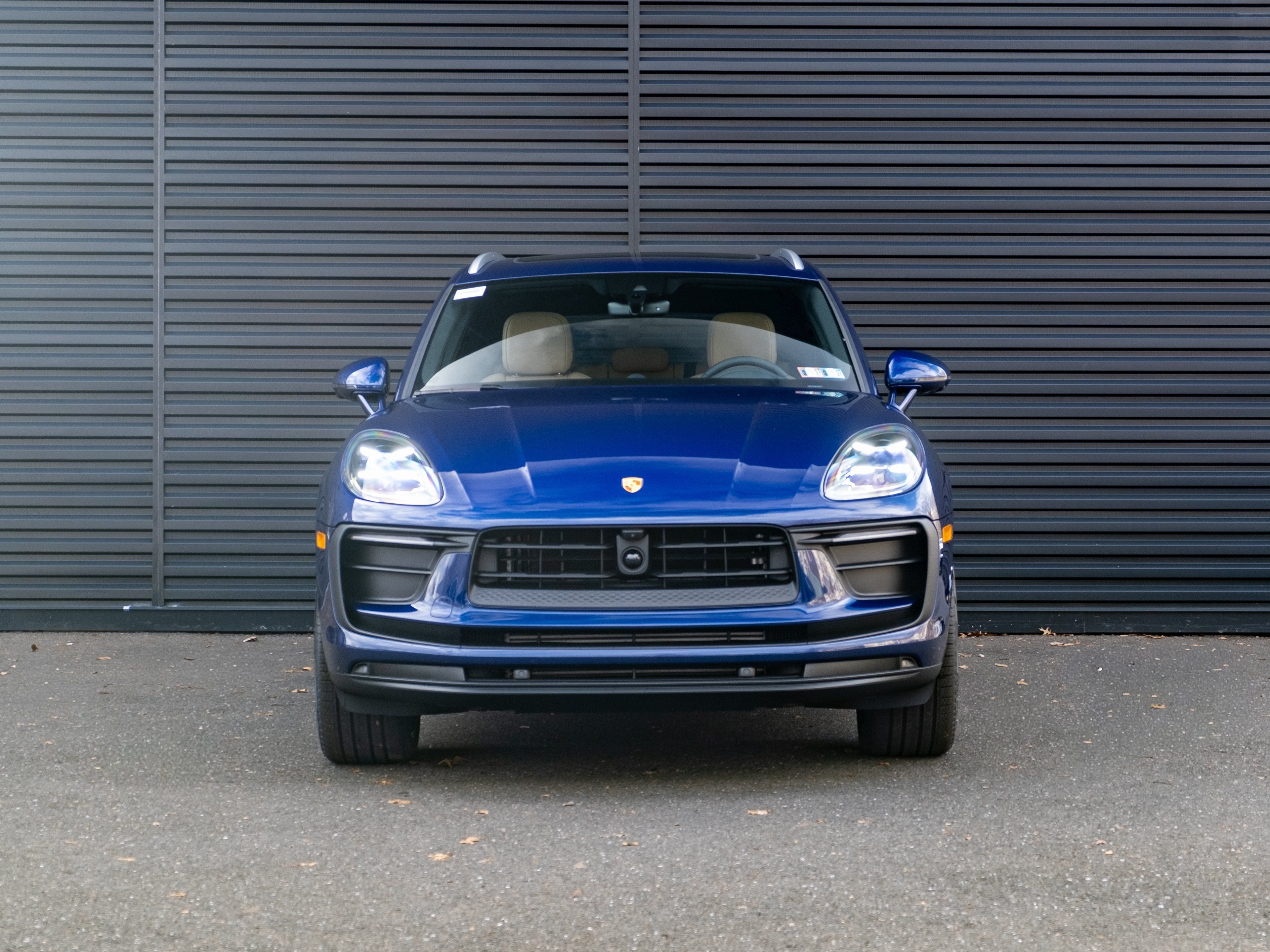 2026 Porsche Macan Base
