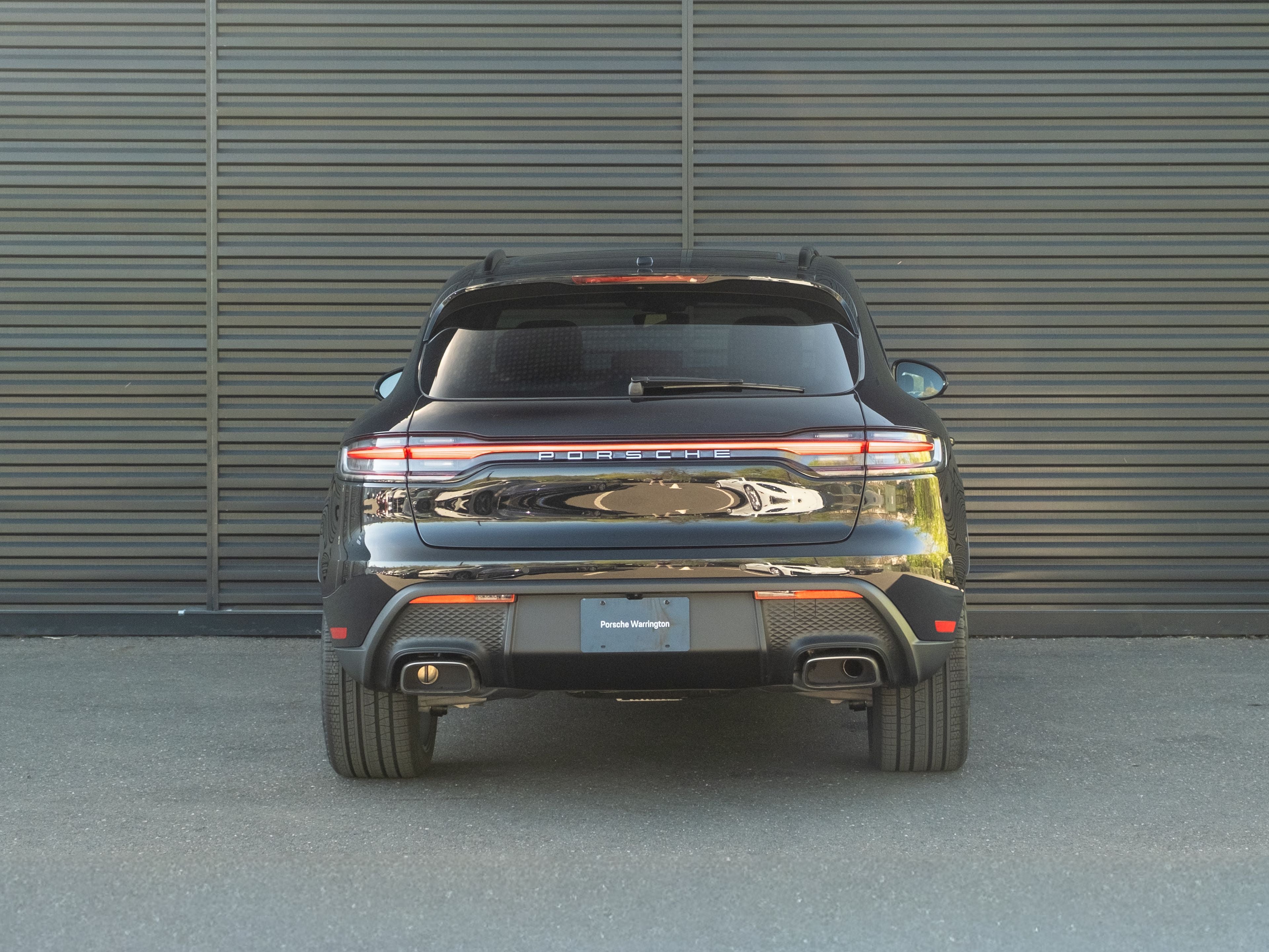 2026 Porsche Macan Base