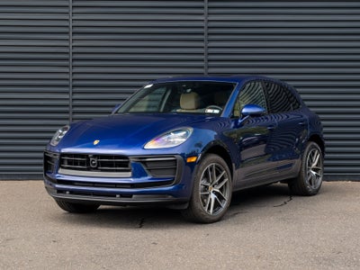 2026 Porsche Macan Base