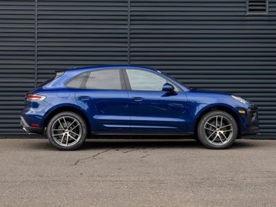 2026 Porsche Macan Base