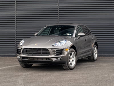 2018 Porsche Macan Base