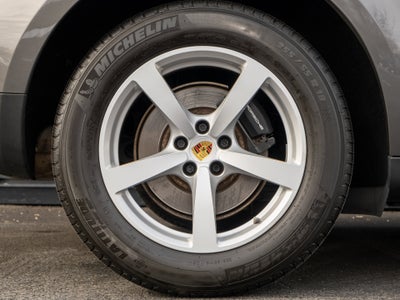 2018 Porsche Macan Base