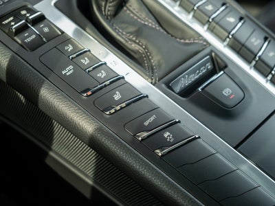 2018 Porsche Macan Base