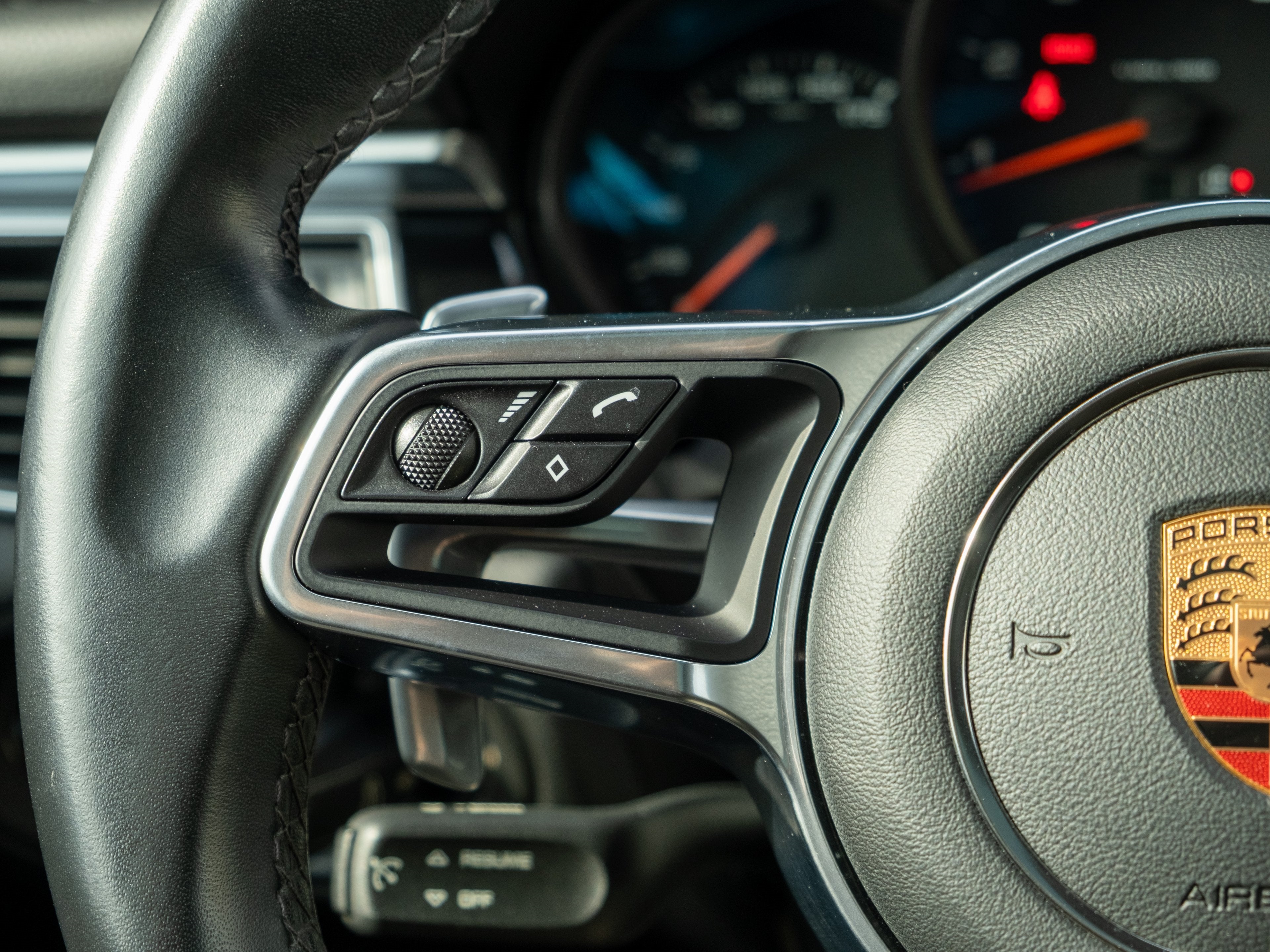 2018 Porsche Macan Base