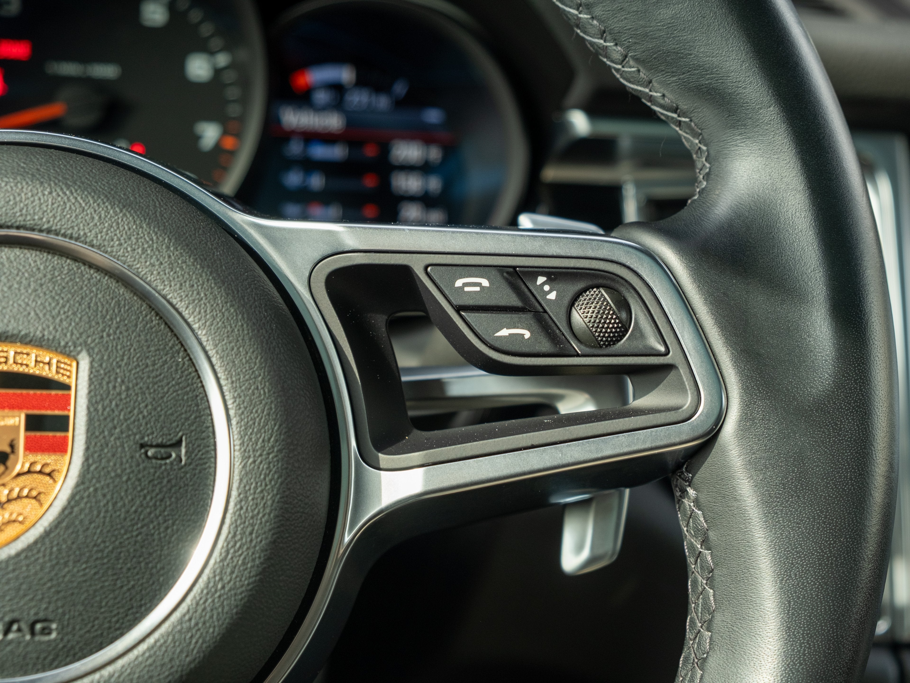 2018 Porsche Macan Base