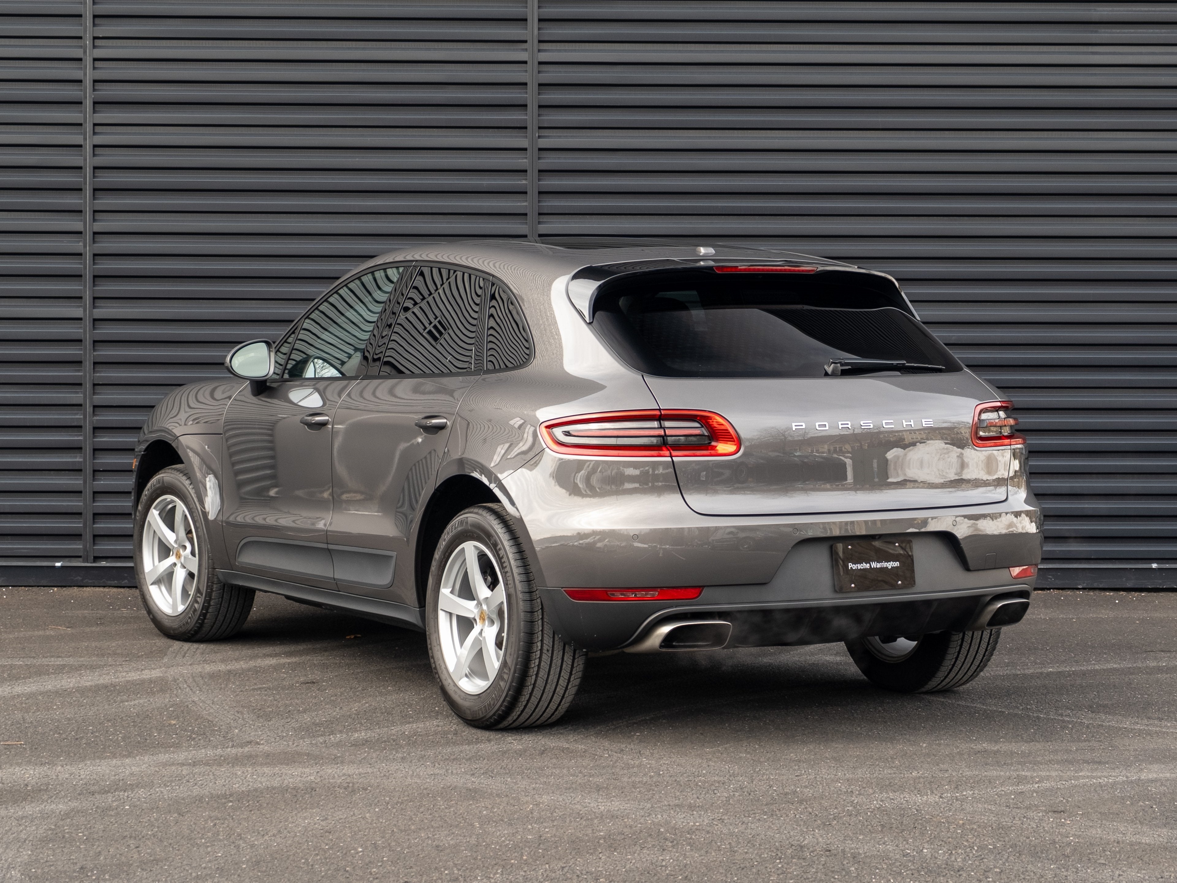 2018 Porsche Macan Base