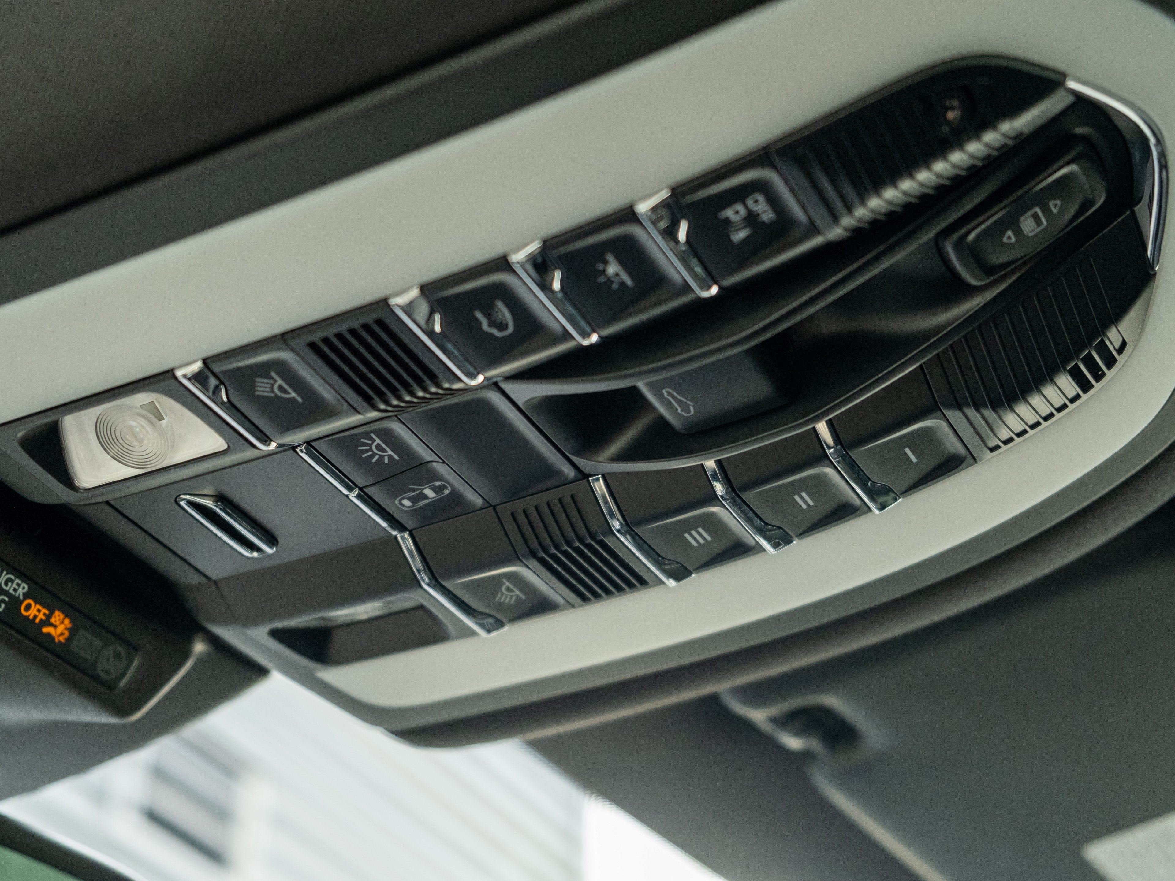 2018 Porsche Macan Base