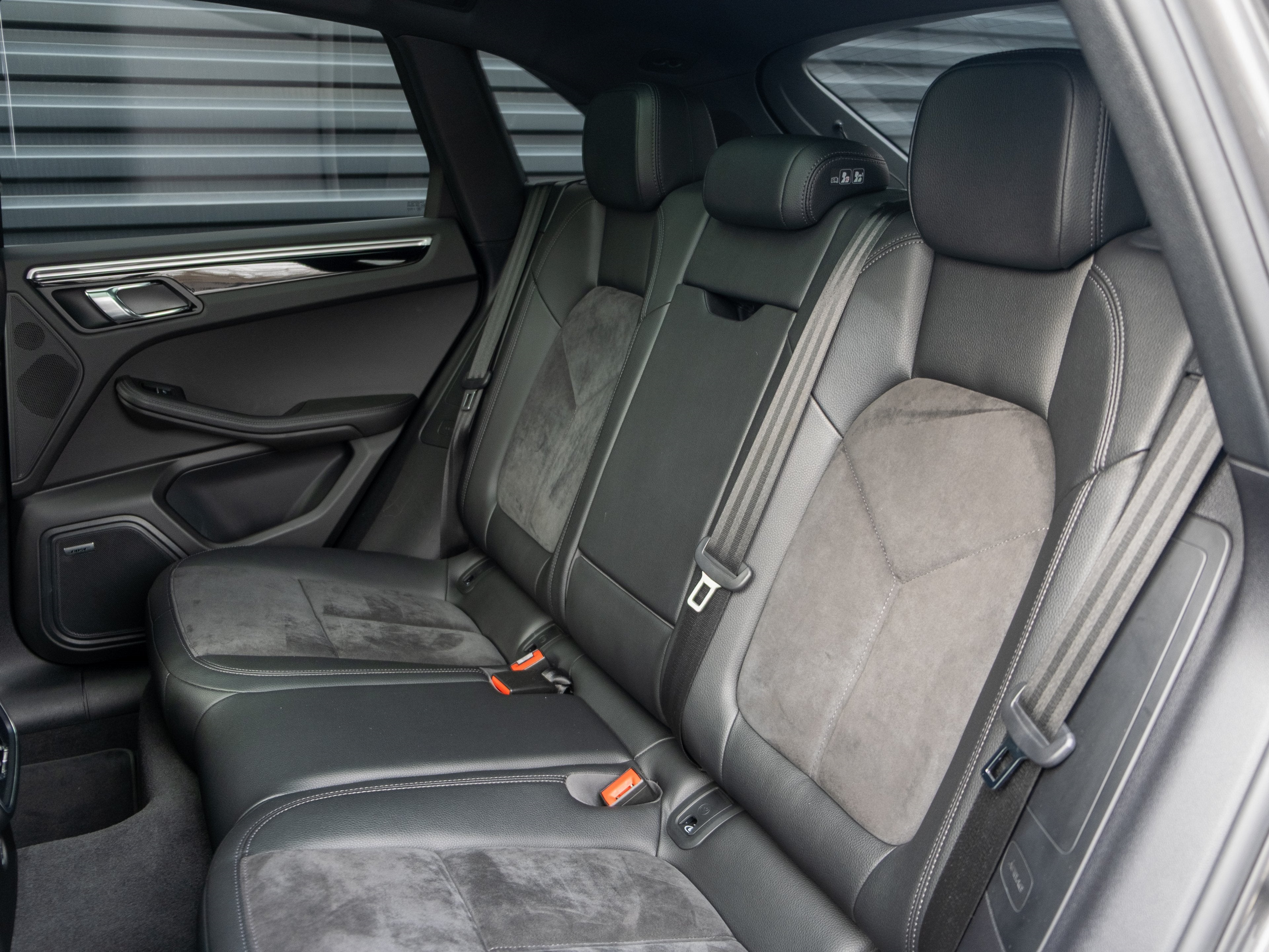 2018 Porsche Macan Base