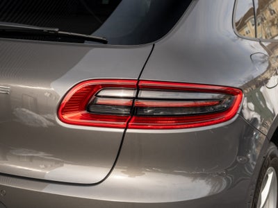 2018 Porsche Macan Base