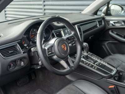 2018 Porsche Macan Base