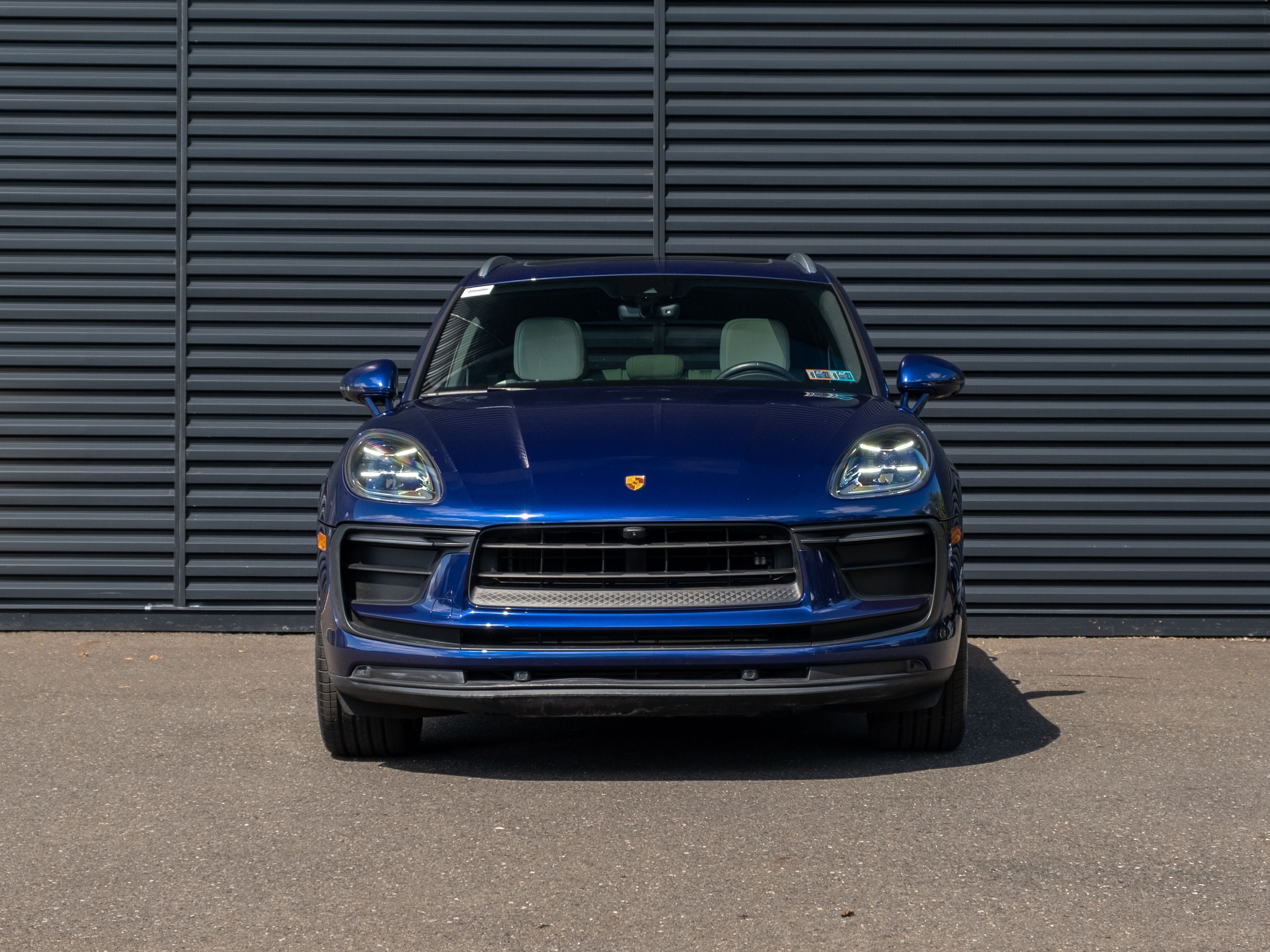 2022 Porsche Macan Base