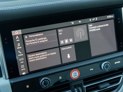 2022 Porsche Macan Base