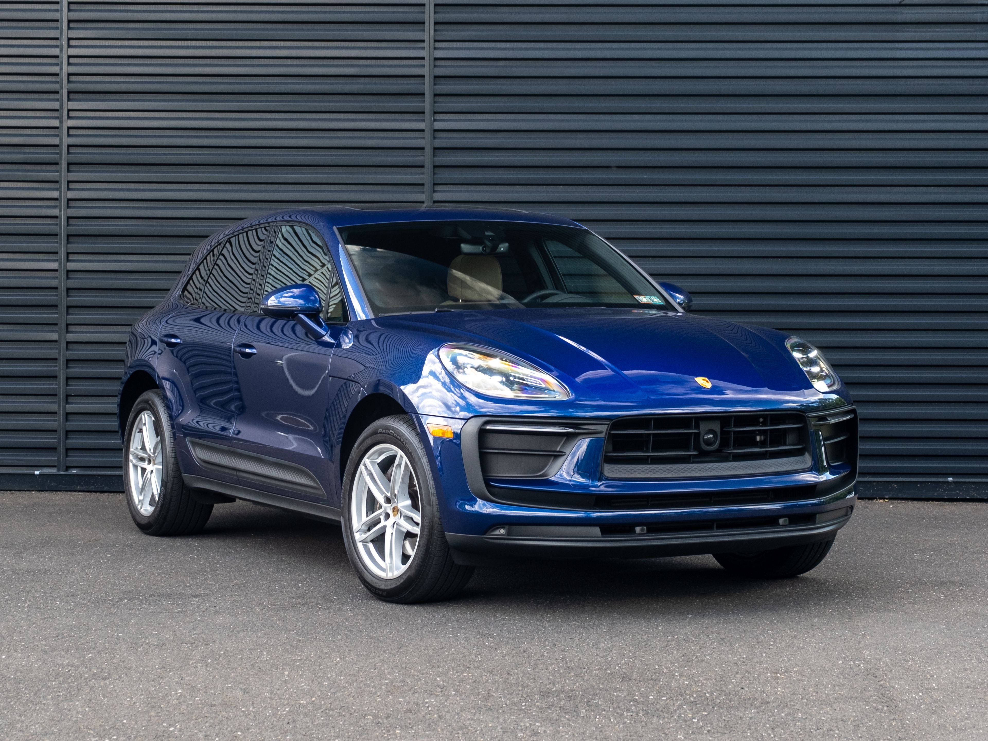 2024 Porsche Macan Base