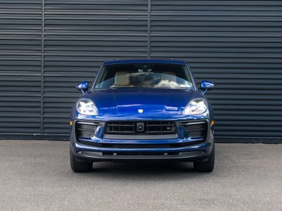 2024 Porsche Macan Base