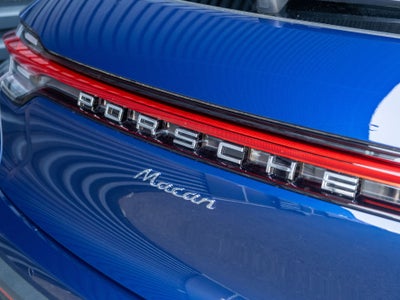 2026 Porsche Macan Base