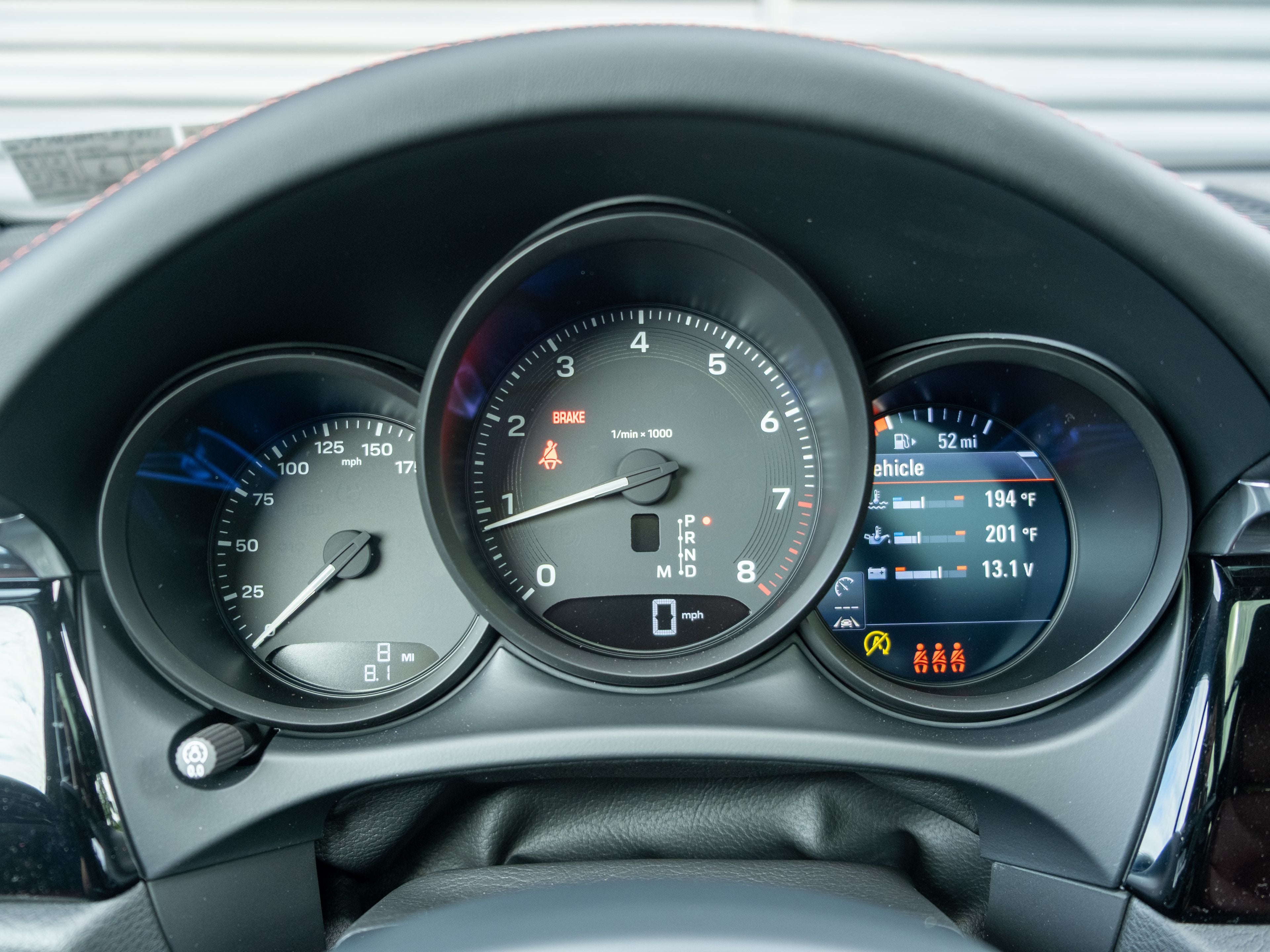 2026 Porsche Macan Base