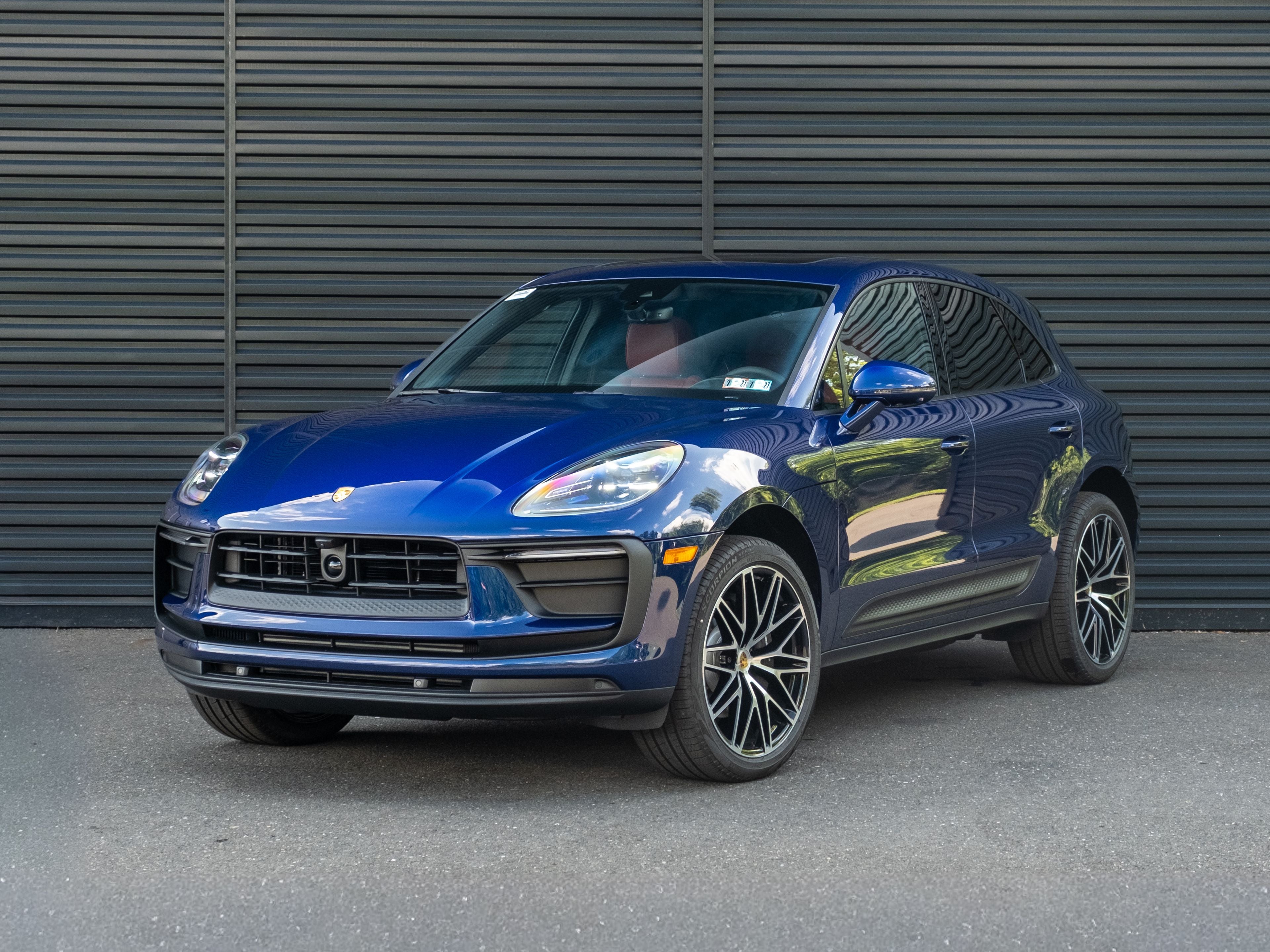 2026 Porsche Macan Base
