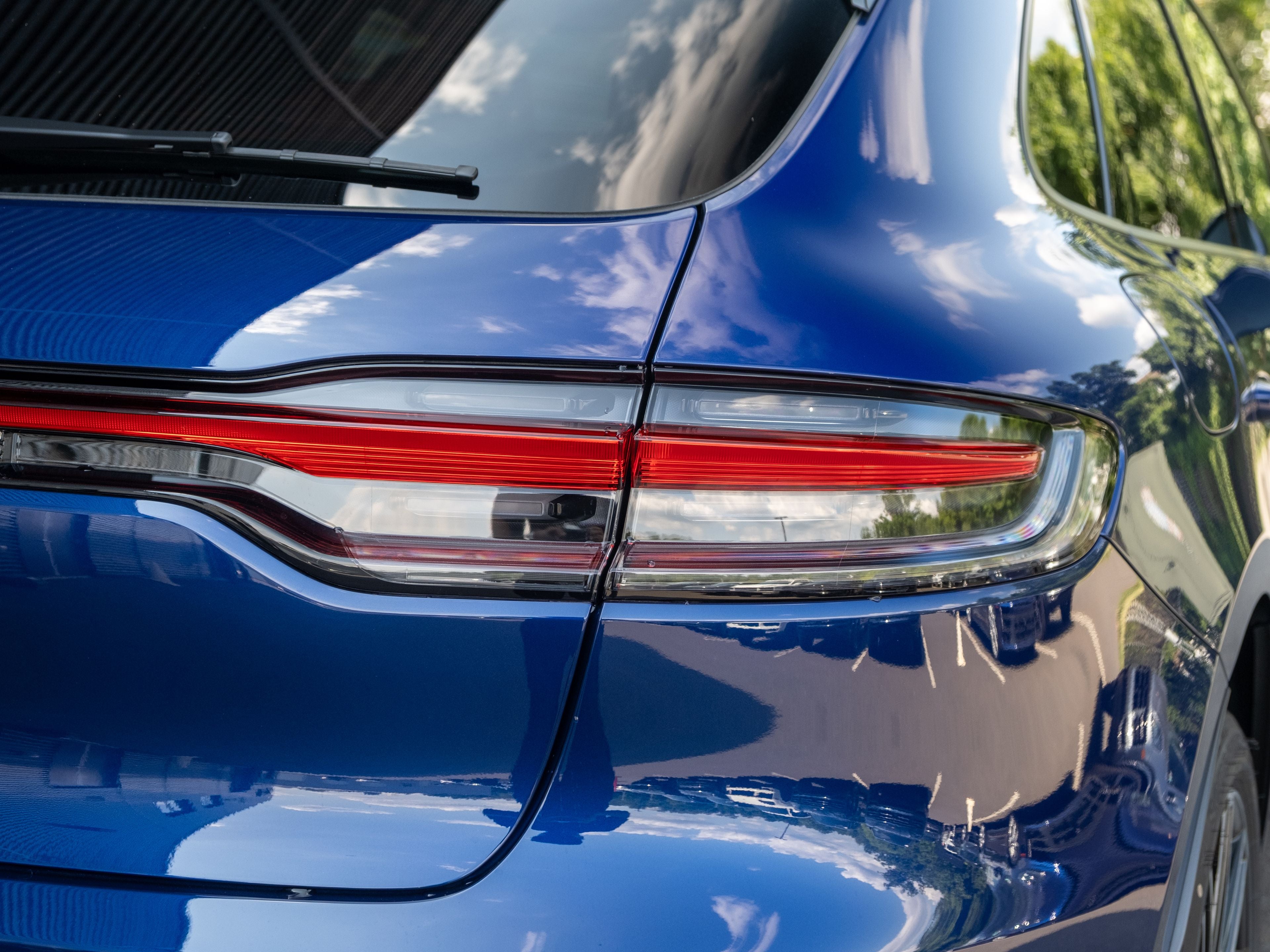 2026 Porsche Macan Base