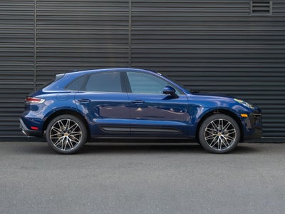 2026 Porsche Macan Base