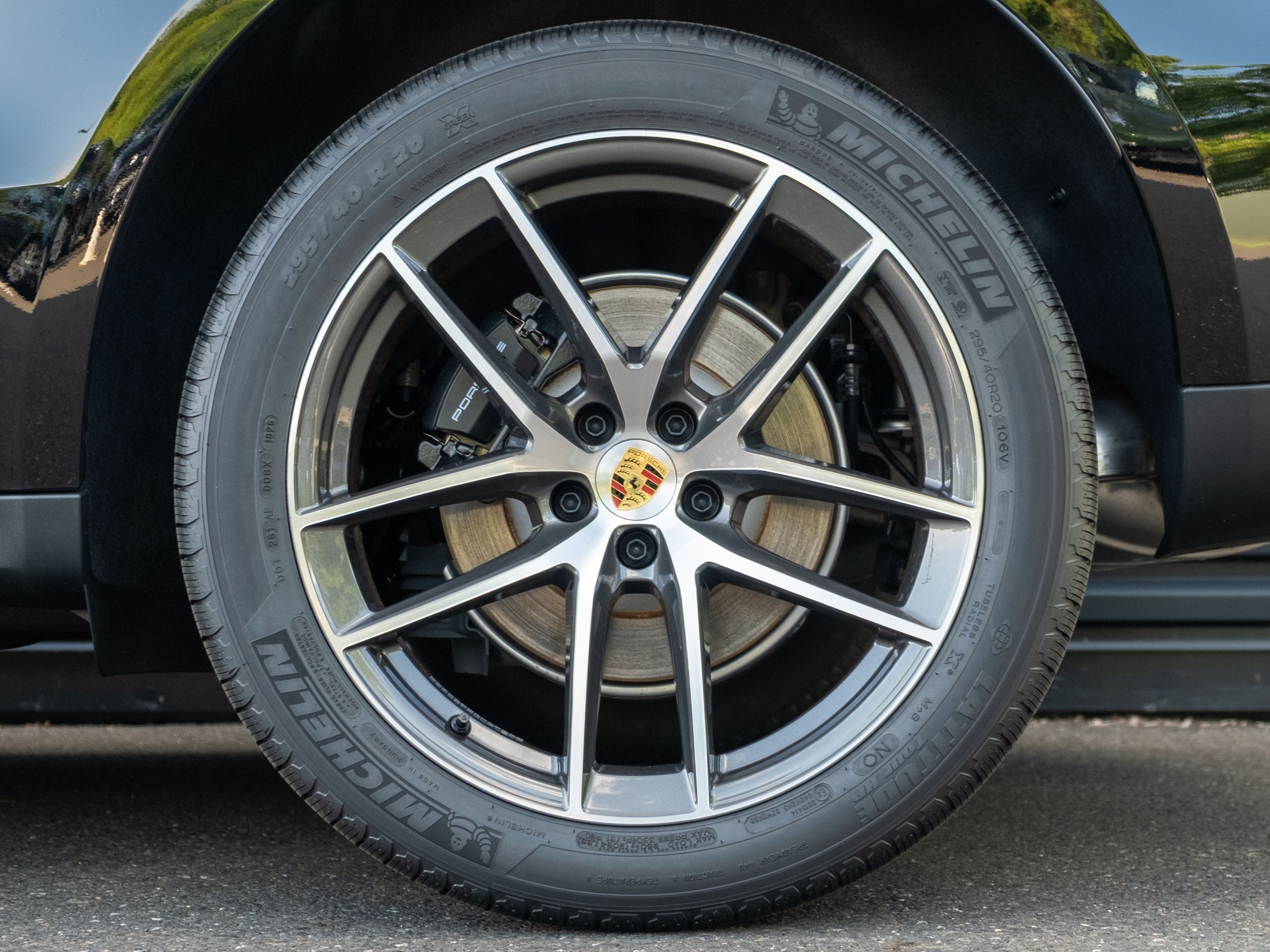 2026 Porsche Macan Base