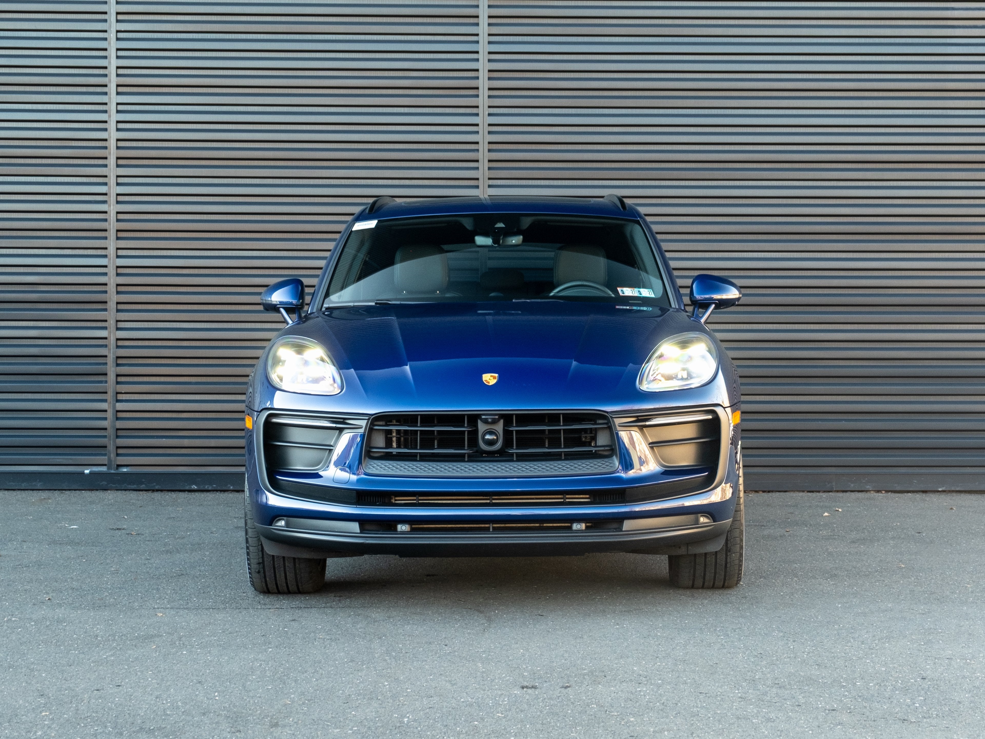 2023 Porsche Macan Base