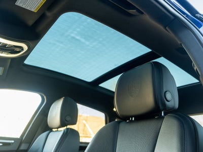 2023 Porsche Macan Base