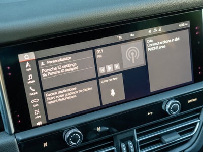 2023 Porsche Macan Base