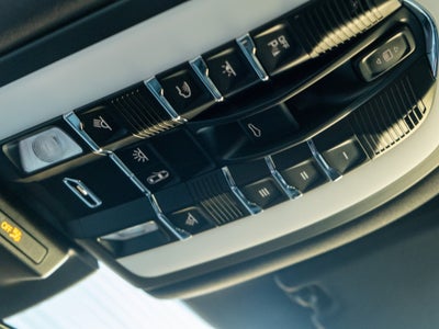 2023 Porsche Macan Base