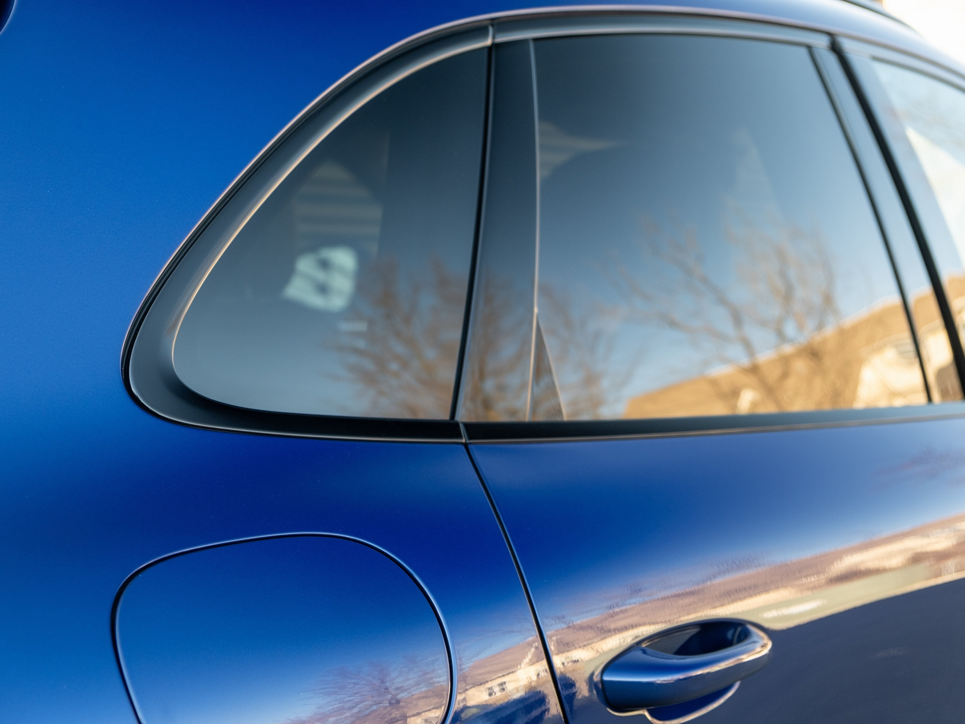 2023 Porsche Macan Base