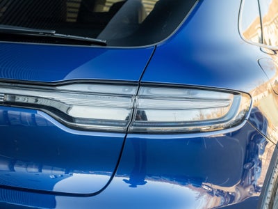 2023 Porsche Macan Base