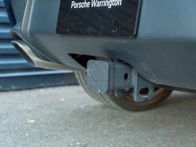 2023 Porsche Macan Base