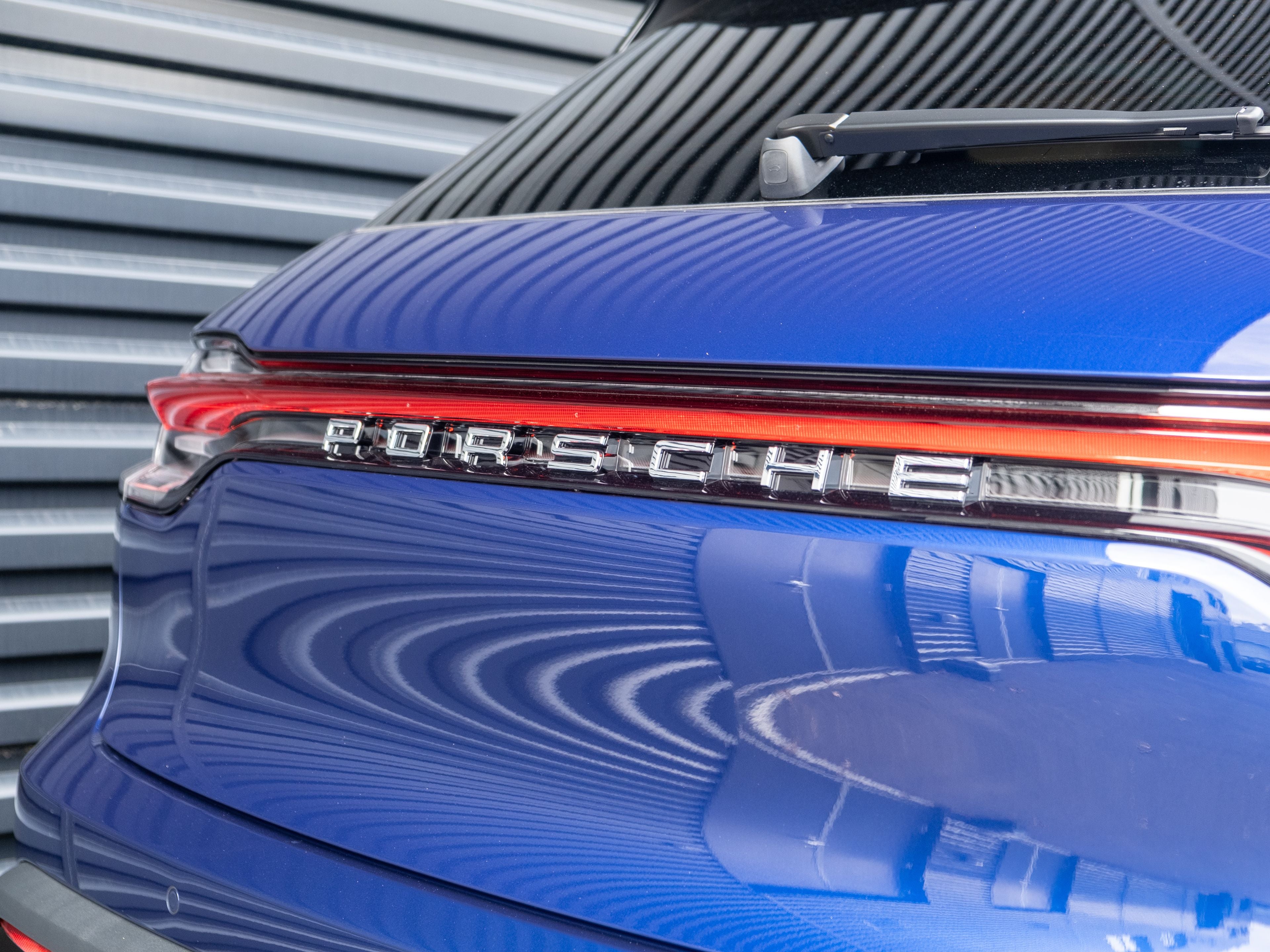 2026 Porsche Macan Base