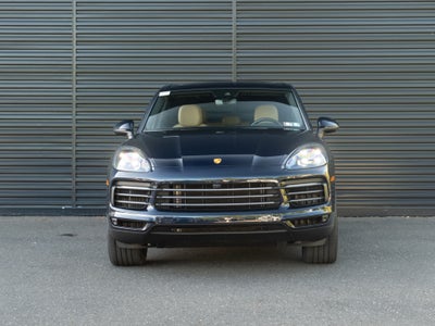 2023 Porsche Cayenne Base