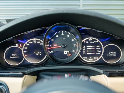 2023 Porsche Cayenne Base
