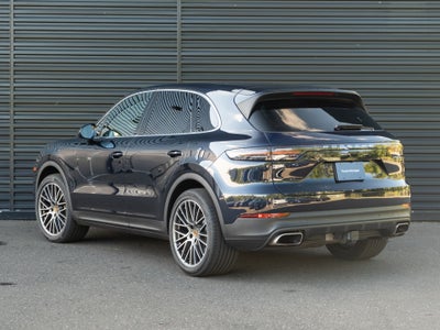 2023 Porsche Cayenne Base
