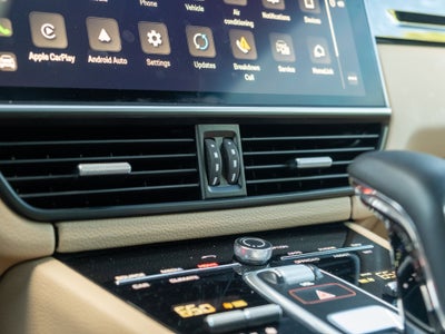 2023 Porsche Cayenne Base
