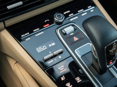 2023 Porsche Cayenne Base
